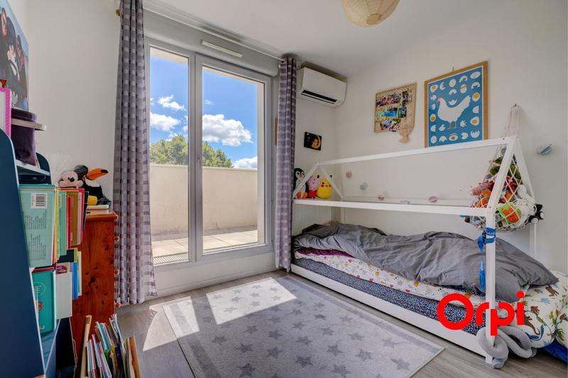 Appartement - 81 m² - 4 pièces