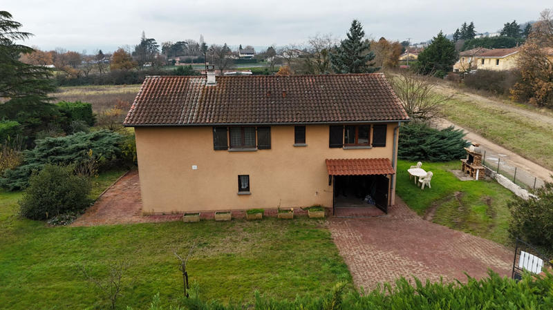 Maison - 92 m² - 4 pièces
