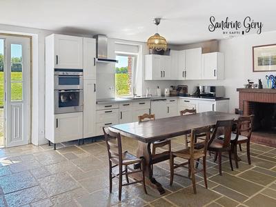 Maison - 106 m² - 5 pièces