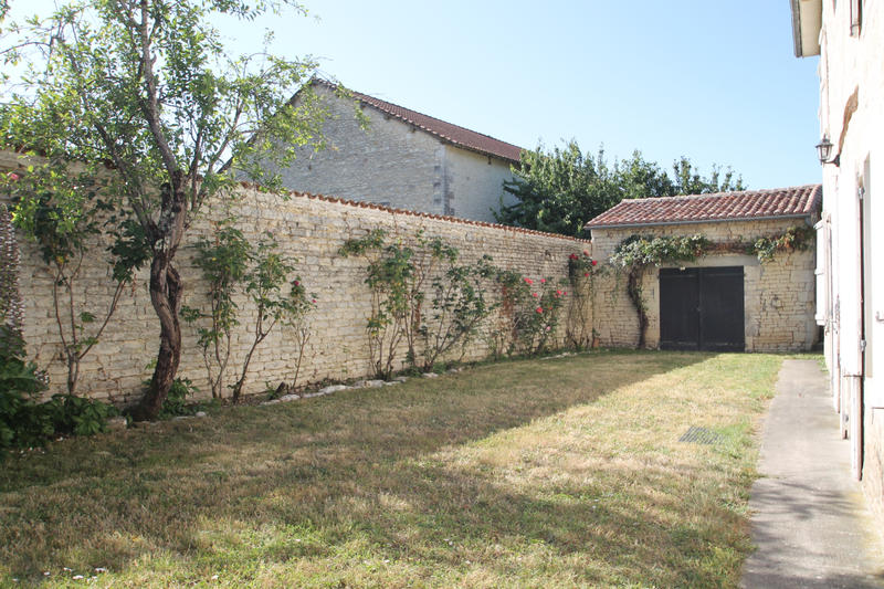 Maison - 111 m² - 4 pièces