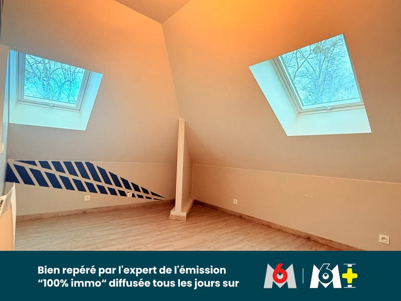 Maison - 450 m² - 9 pièces