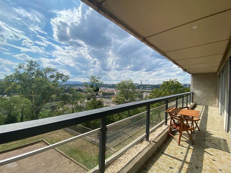 Appartement - 106 m² - 4 pièces