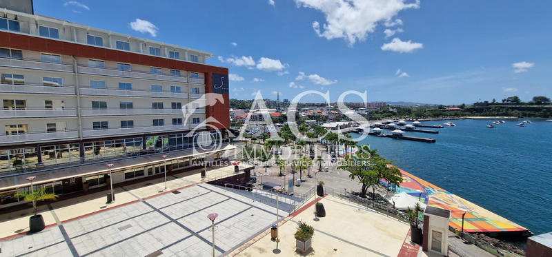 Appartement - 144 m² - 4 pièces