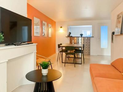 Duplex - 121 m² - 8 pièces