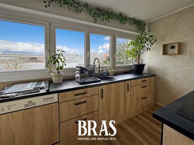 Appartement - 85 m² - 4 pièces