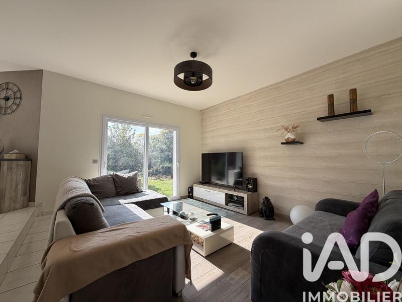 Maison - 137 m² - 6 pièces