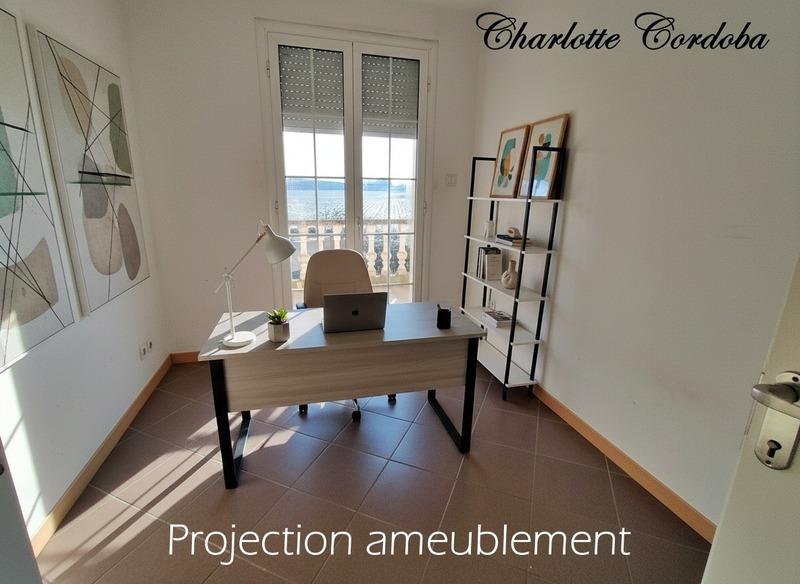 Maison - 233 m² - 8 pièces
