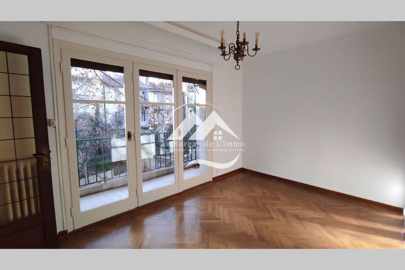 Appartement - 106 m² - 4 pièces