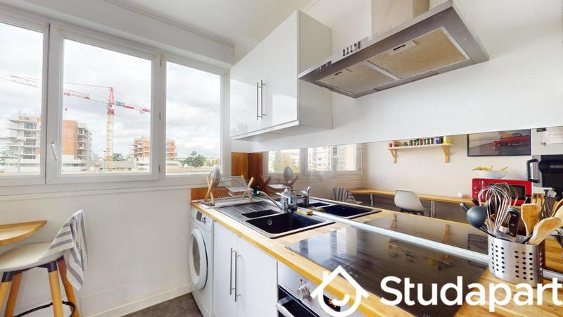 Chambre - 11 m² - 1 pièce