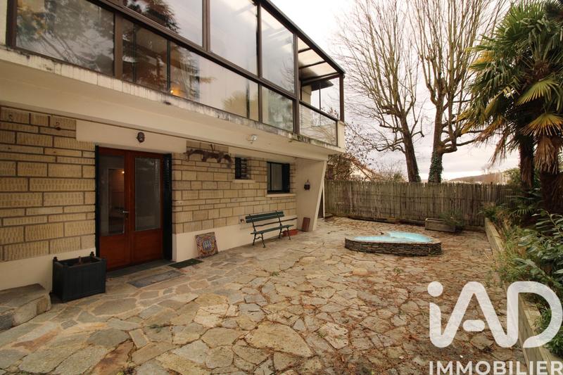 Maison - 122 m² - 5 pièces