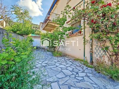 Maison - 139 m² - 4 pièces