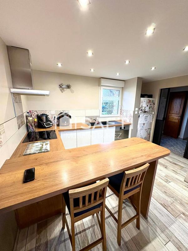 Maison - 160 m² - 10 pièces