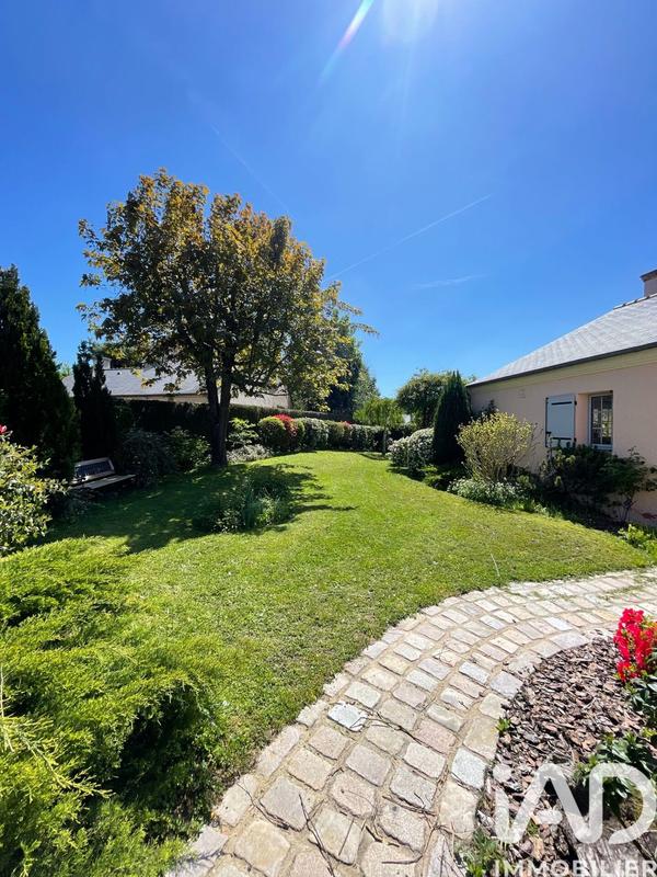 Maison - 206 m² - 8 pièces