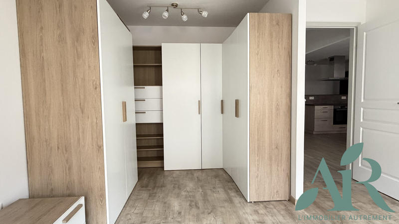 Appartement - 70 m² - 2 pièces