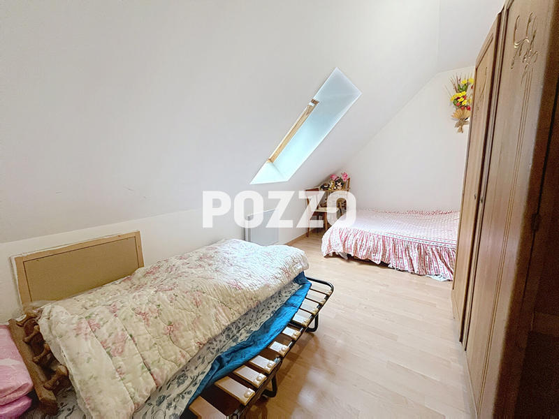 Maison - 90 m² - 5 pièces