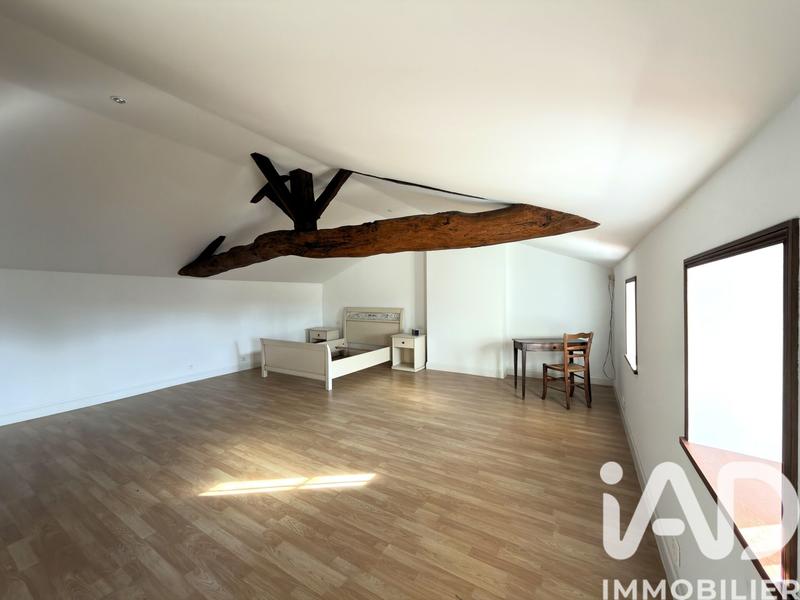 Maison - 200 m² - 7 pièces