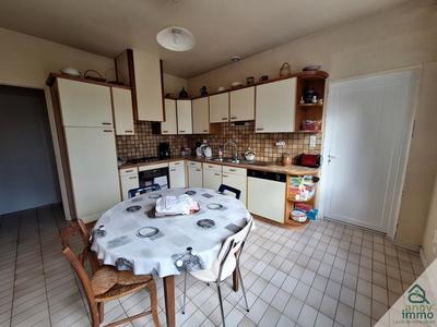 Maison de ville - 180 m² - 7 pièces