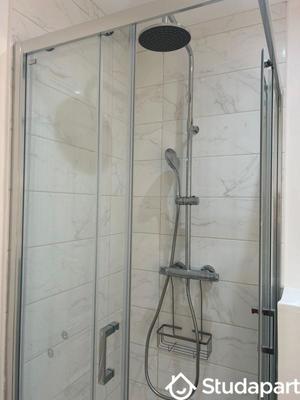 Chambre - 15 m² - 1 pièce