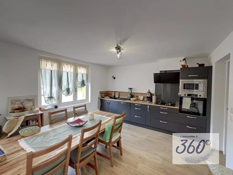 Maison - 136 m² - 5 pièces