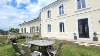 Maison - 400 m² - 11 pièces