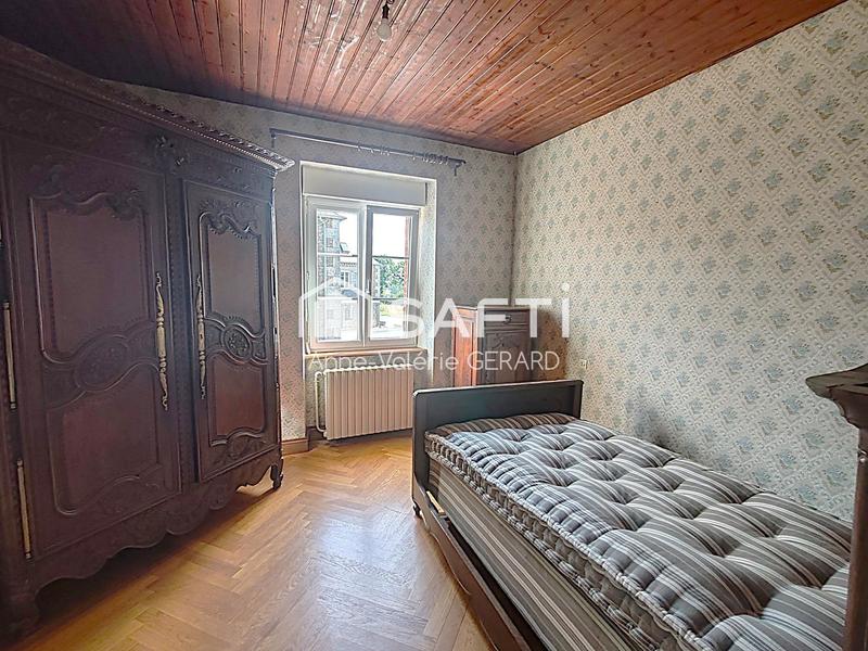 Maison - 252 m² - 9 pièces