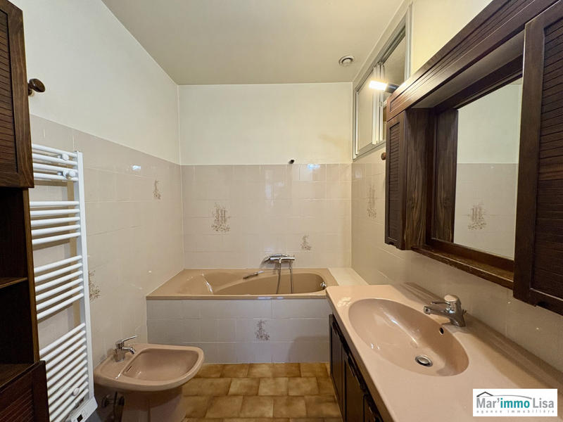 Maison ancienne - 105 m² - 4 pièces