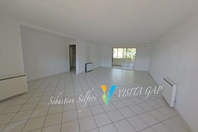 Appartement - 106 m² - 3 pièces