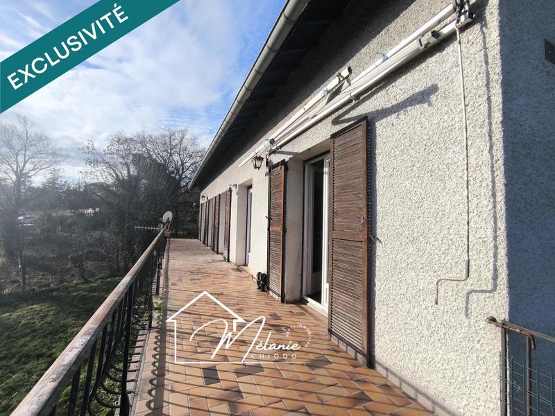 Maison - 299 m² - 11 pièces