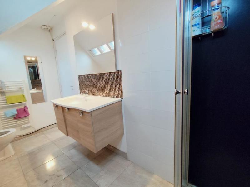 Pavillon - 110 m² - 5 pièces