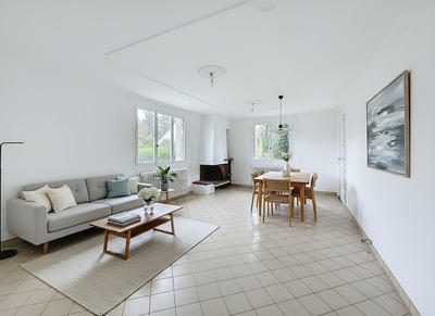 Maison - 185 m² - 8 pièces