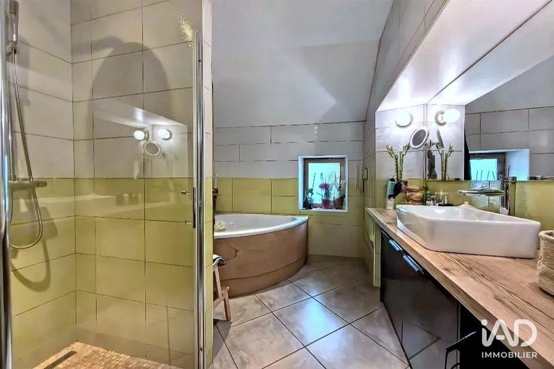 Maison - 97 m² - 4 pièces