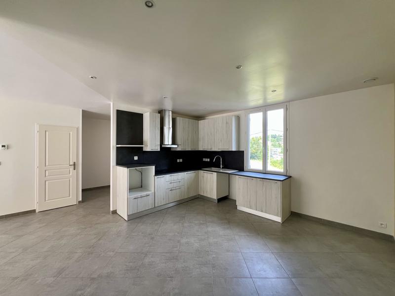 Maison - 101 m² - 5 pièces