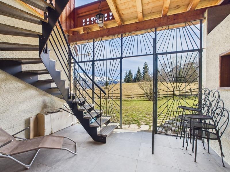 Châlet - 304 m² - 9 pièces