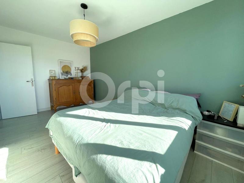 Appartement - 95 m² - 5 pièces
