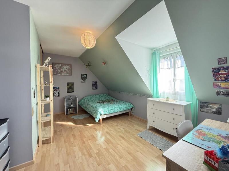 Maison - 141 m² - 6 pièces