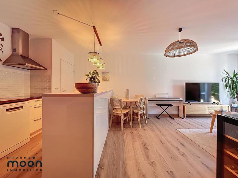 Appartement - 65 m² - 3 pièces