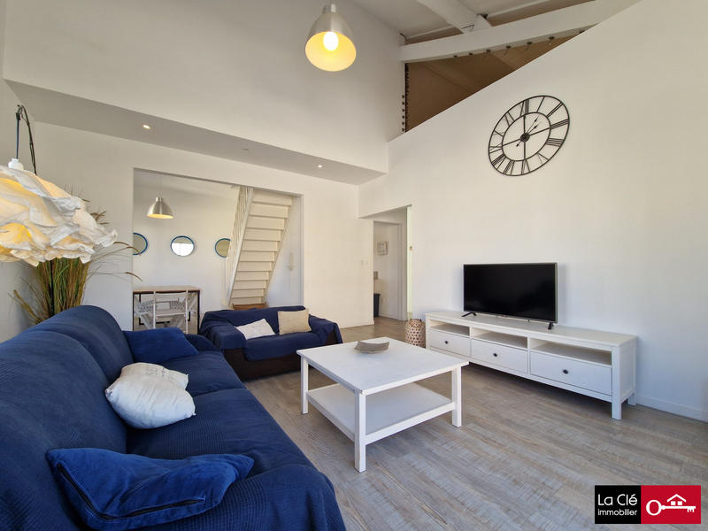 Maison - 159 m² - 8 pièces