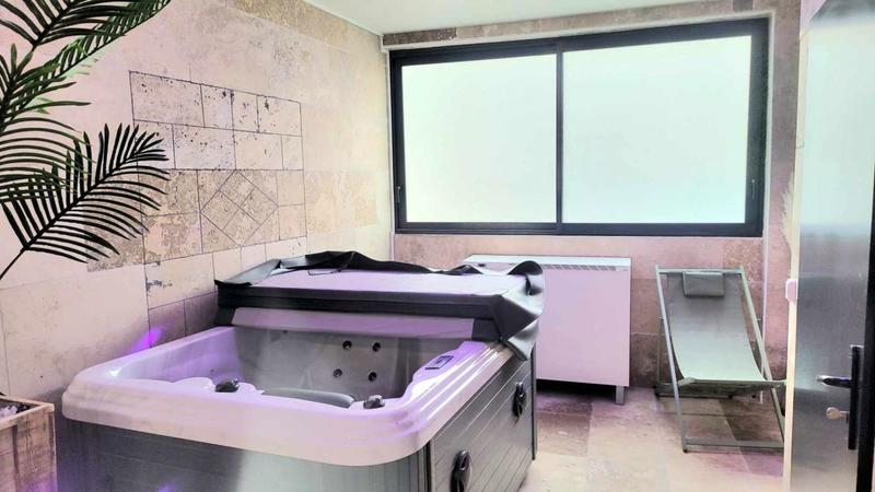 Maison - 196 m² - 6 pièces