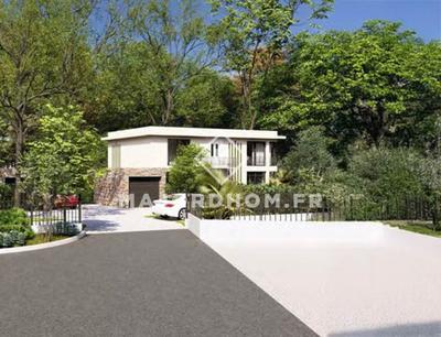 Villa - 163 m² - 5 pièces