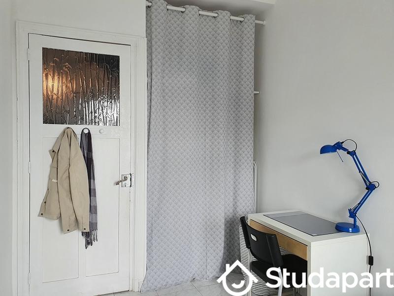 Chambre - 13 m² - 1 pièce