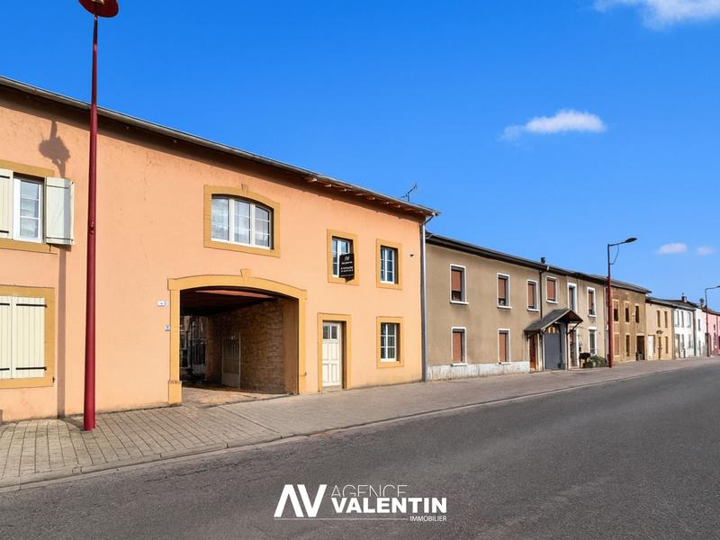 Maison - 92 m² - 4 pièces