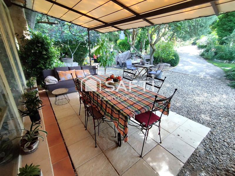 Maison - 98 m² - 4 pièces