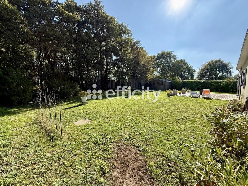 Pavillon - 147 m² - 7 pièces