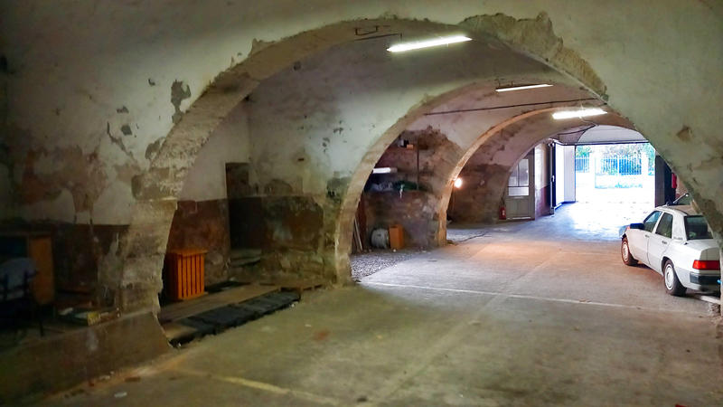 Local d'activités - 300 m²