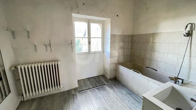 Maison - 182 m² - 6 pièces