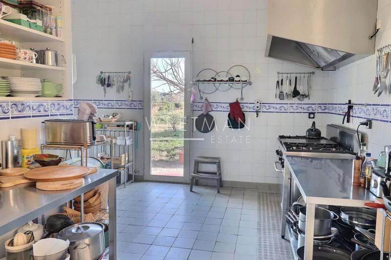 Propriété - 560 m² - 15 pièces