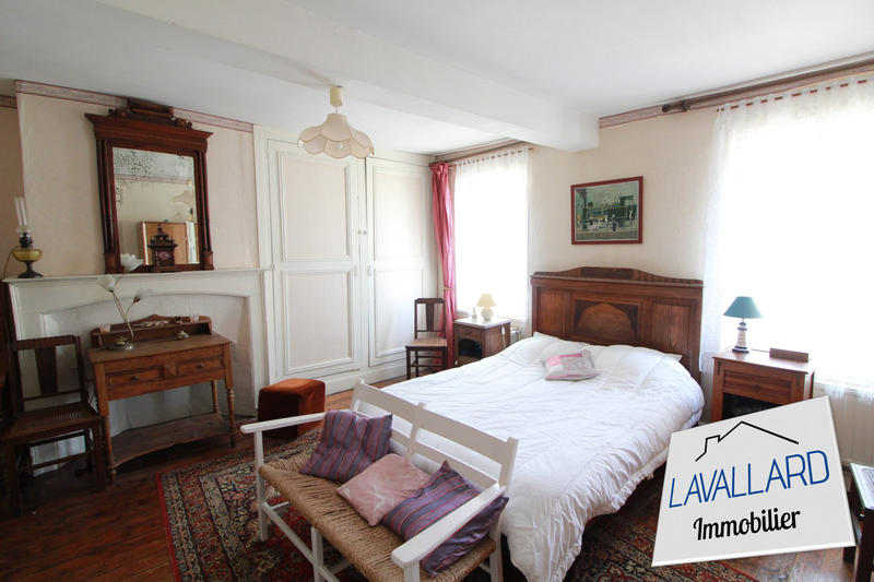 Maison ancienne - 171 m² - 5 pièces