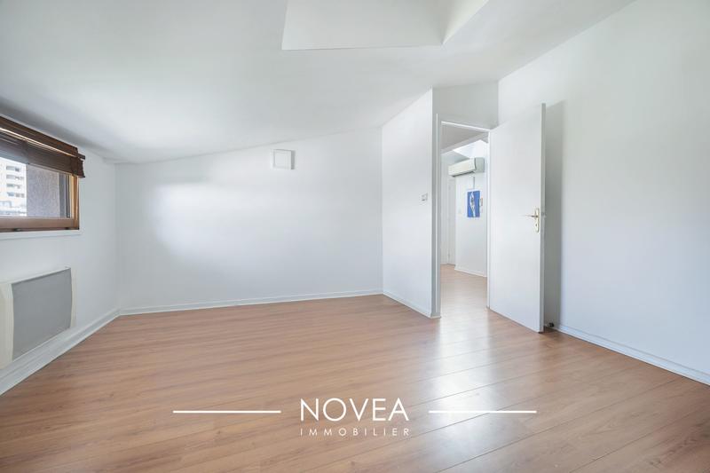 Maison - 154 m² - 9 pièces