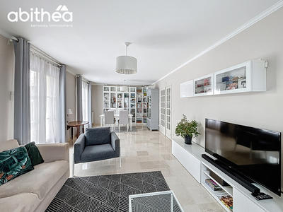 Maison - 98 m² - 6 pièces