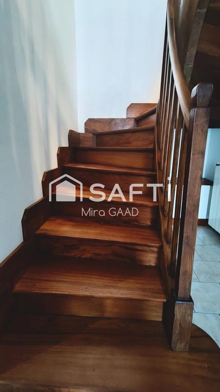 Maison - 140 m² - 5 pièces